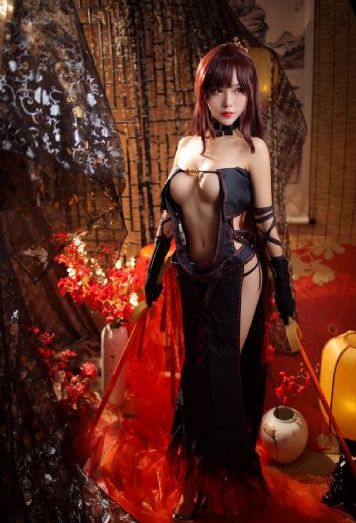 欧美50岁女人穿衣搭配_超清在线观看